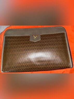 Mario Valentino Vintage Clutch EUC